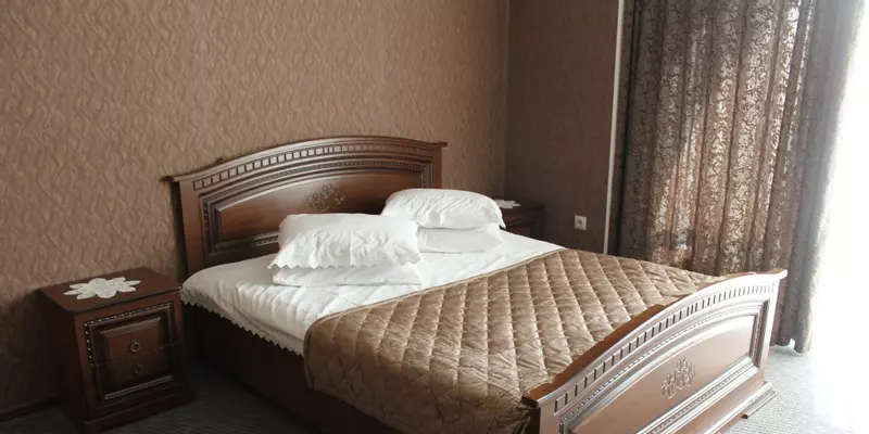 room_9c9f43ac-7aa6-403d-8347-bee931154861.jpg