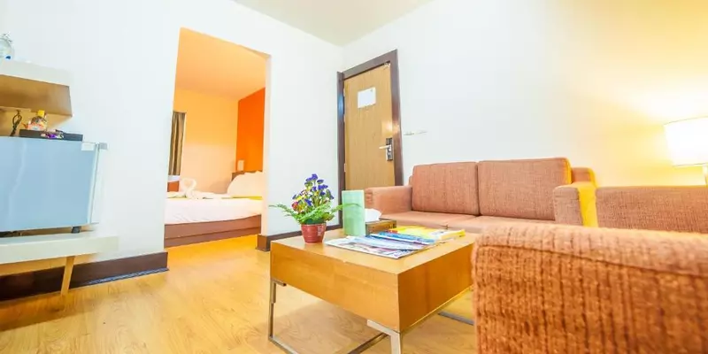 room_227d5d95-12bd-43ea-8b70-1e7600e18dfc.jpg