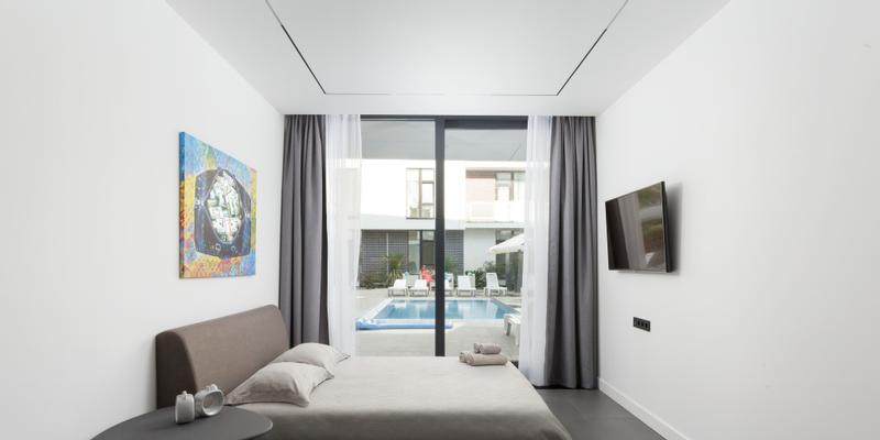 room_c16dc184-a8ce-42b7-a76a-aa278568951c.jpg