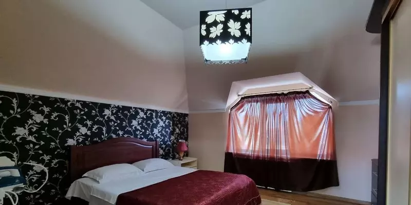 room_bd2c636f-5aae-4cb1-a16c-189b2f43b0b1.jpg