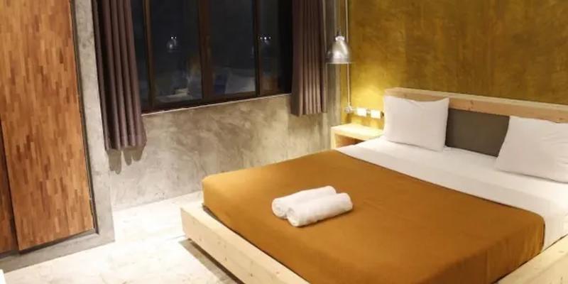 room_3b05a29c-c860-48f2-81b5-18ee18a7eb06