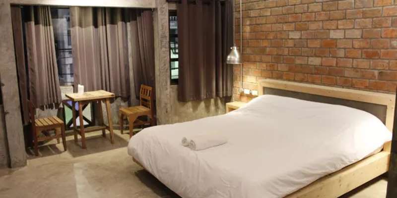 room_ff23e3e7-5d81-4f8c-9aa9-9dc414337c88