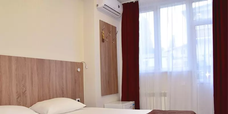 room_251a305b-a3eb-4aaa-8f18-be34932fd7da.jpg