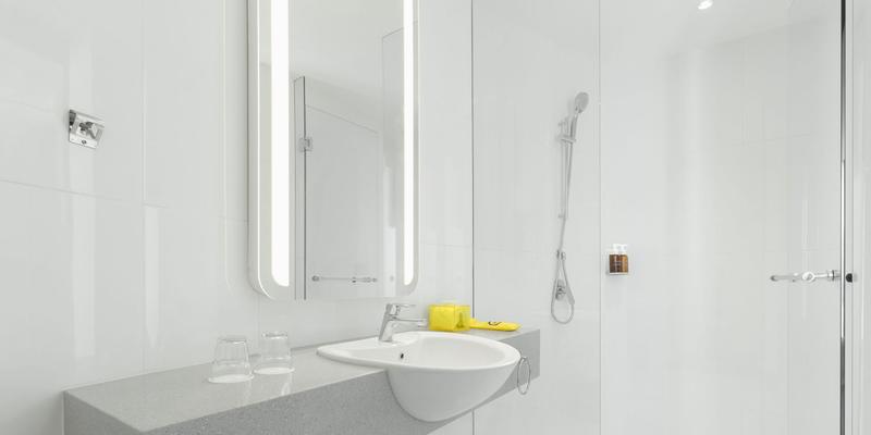 room_c44cd9e3-257c-457d-ae33-c7a74b903da3.jpg