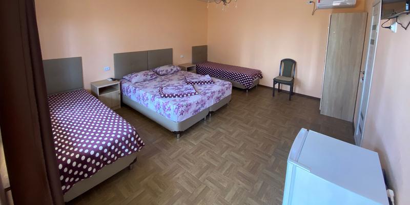 room_c3e64802-e0e7-465f-bd7c-75cf5dd487cb