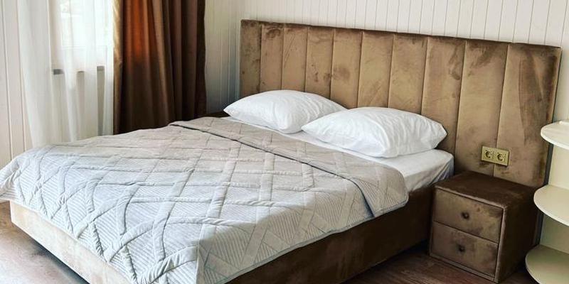 room_d053122d-0bb6-4c2d-af7b-0dfb9cb4447c