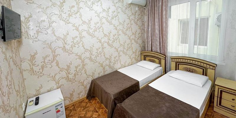 room_10c20b16-c1fe-4e00-9449-9c8d32a09319.jpg