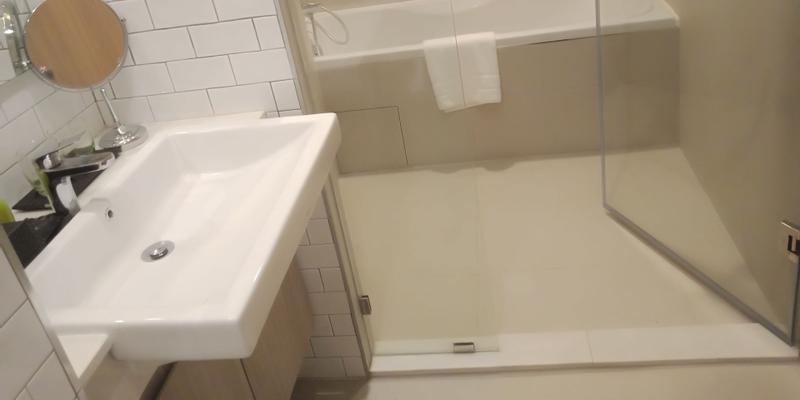 room_124dd7ee-7269-45dd-96a0-1fa5c7c6943a.jpg