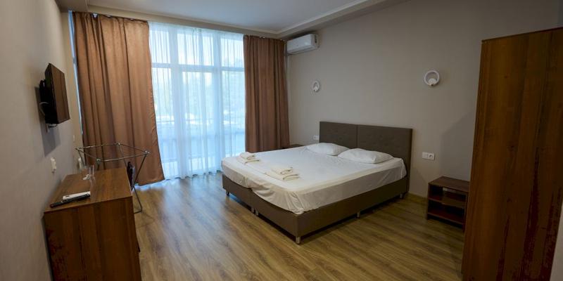 room_7e24bd8f-45a2-4dd2-b290-4ec9f8022fc4
