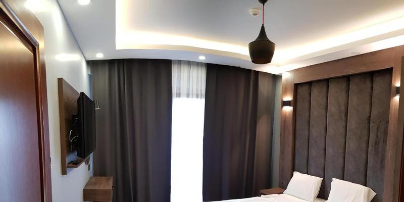 room_c903e612-9088-4437-b9b5-39bd75720571