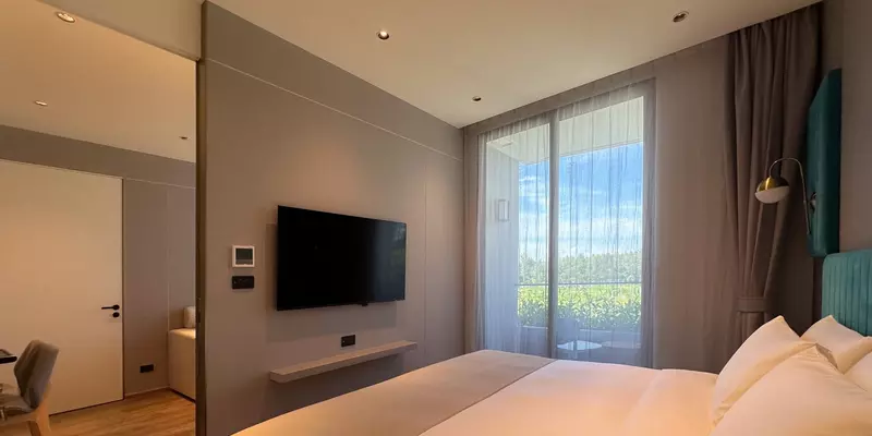 room_b3ab07c4-c076-4c28-97d2-bf48513e3736