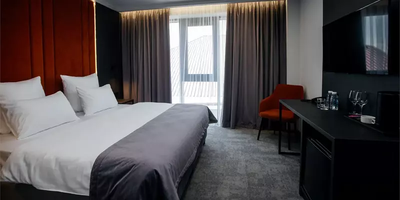 room_7652c4e8-ef13-4f13-8a37-db157dd1f0b7