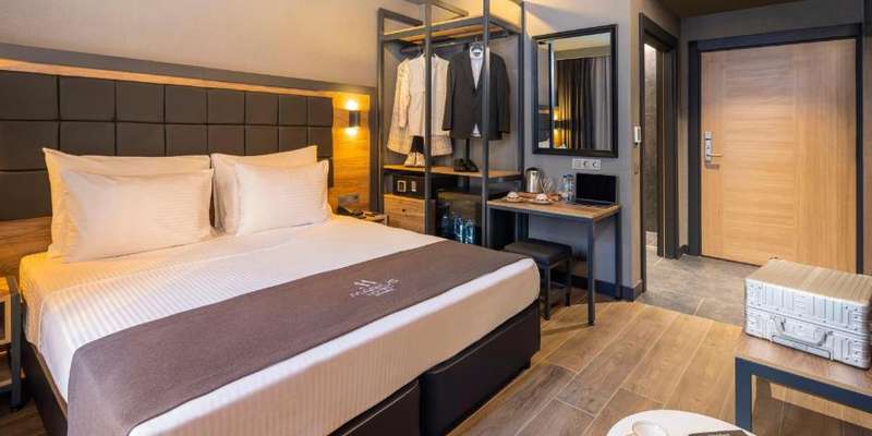 room_04073bdd-3533-4014-9178-3605fb093498
