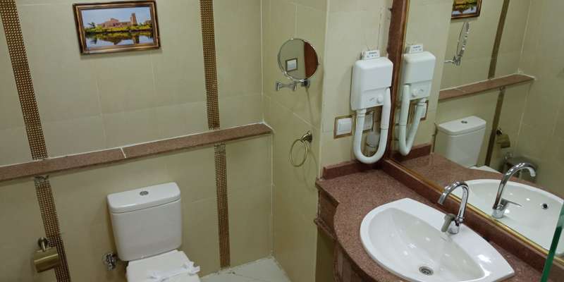 room_0af92f4f-ea78-49f9-aa06-618728b92a14.jpg