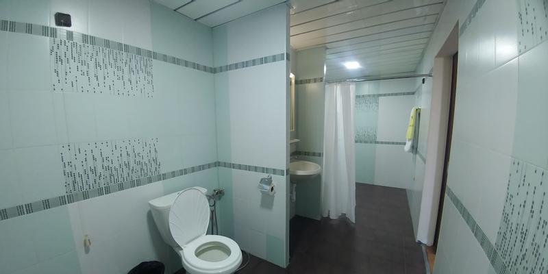room_1921b4e9-59cd-43a5-a745-bf9a0ba78d88.jpg