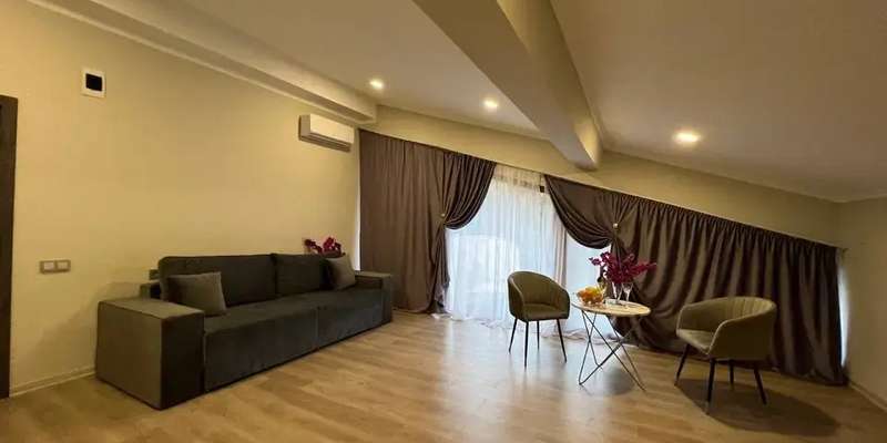 room_8c63aeab-6822-497d-927c-6deeb8d0294a.jpg