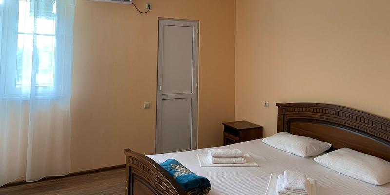 room_f6dd89f1-6388-45fa-9058-d4fd31839f23