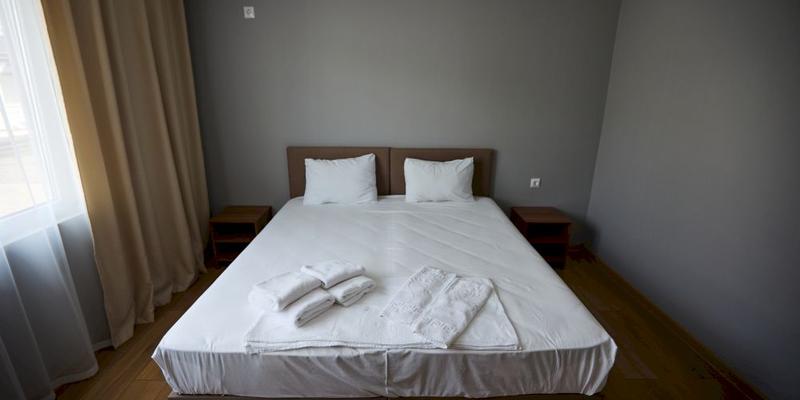room_2a6247cf-1ab2-49ca-b1c6-ce205e97be0e