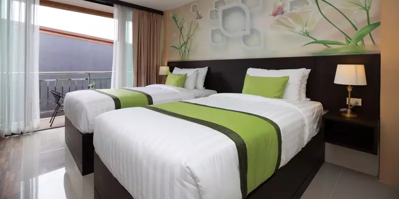 room_7b61824f-2d08-4af1-a341-0cf2eac4c7ae