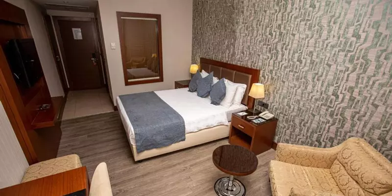 room_11d5ea02-2872-405e-b7af-dae3d3da164e