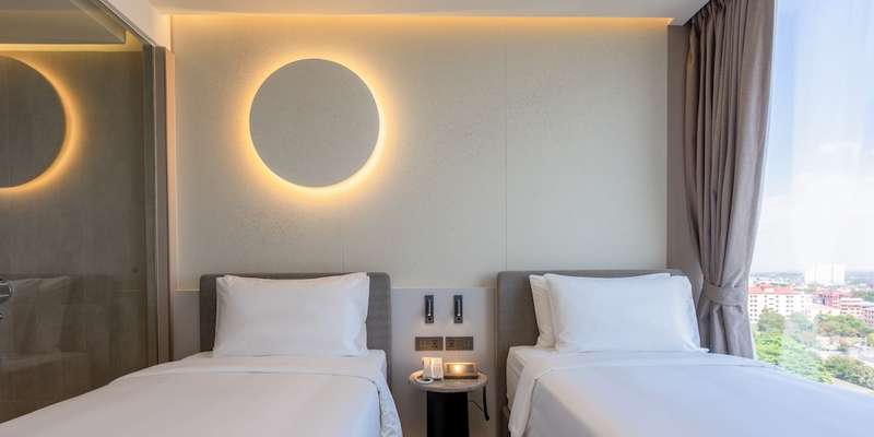 room_823cc121-cb9b-4166-b84e-8f2ad83400bb.jpg