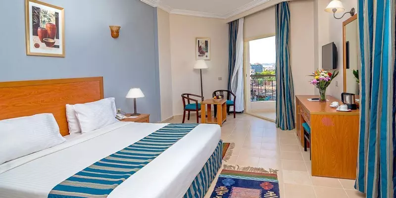 room_eb2bca1e-ed3f-4fbc-9732-db8d7365d603