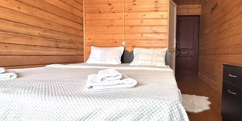 room_c2a7035b-c2dc-4fe6-b221-18bd04dd1ef0.jpg