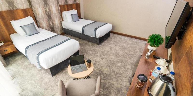 room_85be6aee-e5fe-4327-9208-d167140fbb5b.jpg