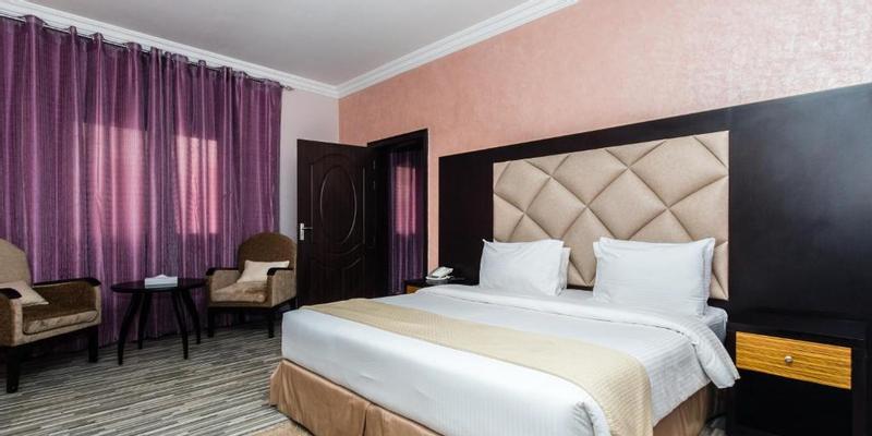 room_4b4c870f-4a46-4d03-a969-4234d55aaa03.jpg