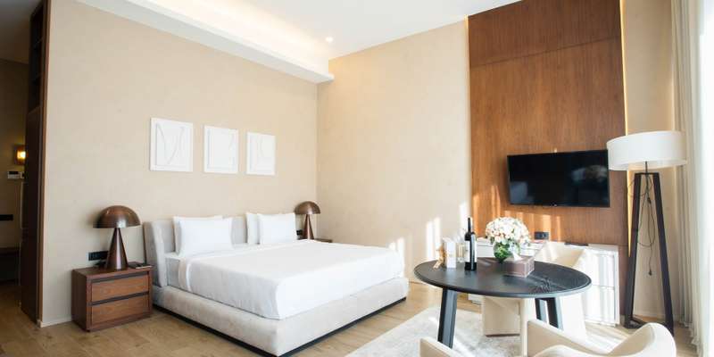 room_6ecc6444-06c0-4430-bf94-c0457b5961bf