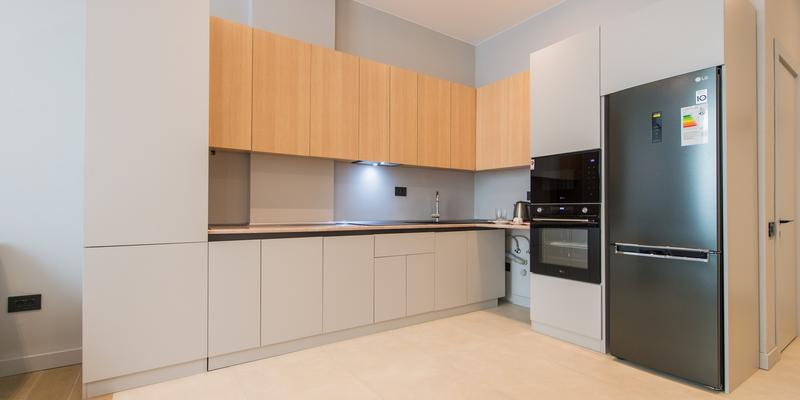room_7ec781dd-4e87-4748-9a29-2449d40e33ee