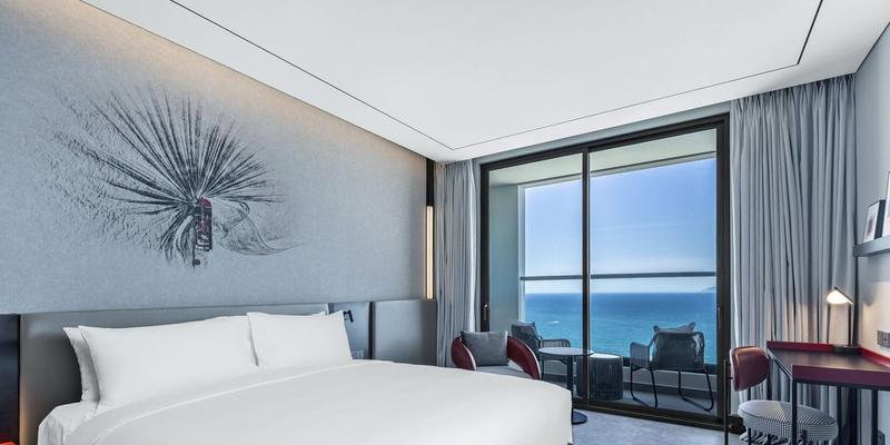 room_ca2db910-a073-40e1-bf17-7a22a4399674