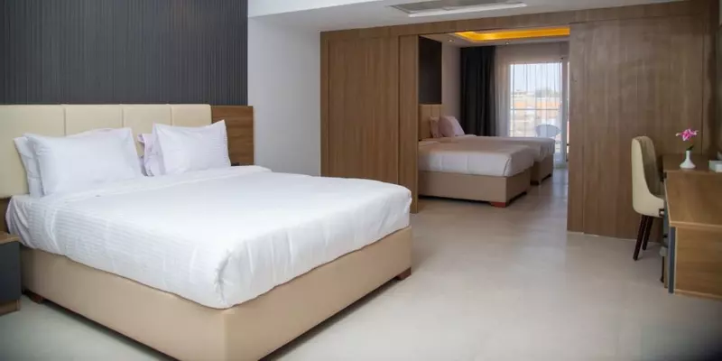 room_a7917dca-d8ea-4c97-b606-432cc2314622
