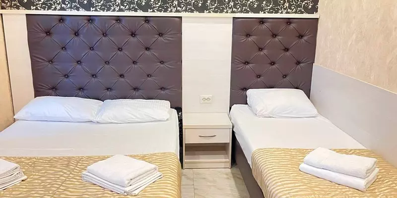 room_ef099e3d-9b8f-4bee-ba55-2fbd981b28cf.jpg