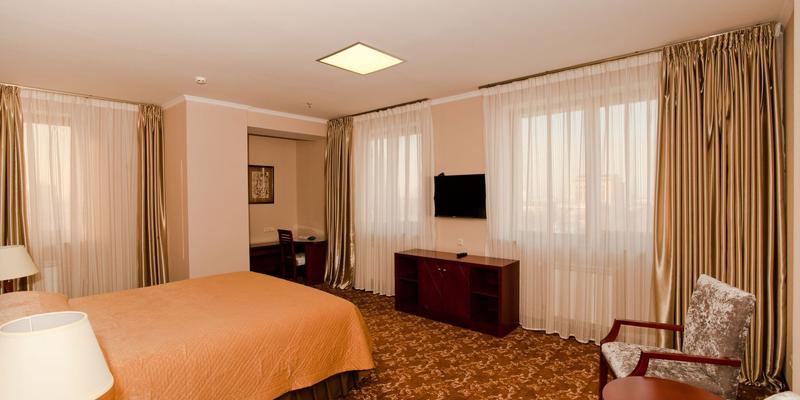 room_edba867c-8d1a-470b-8590-7d28e4e0aa57.jpg