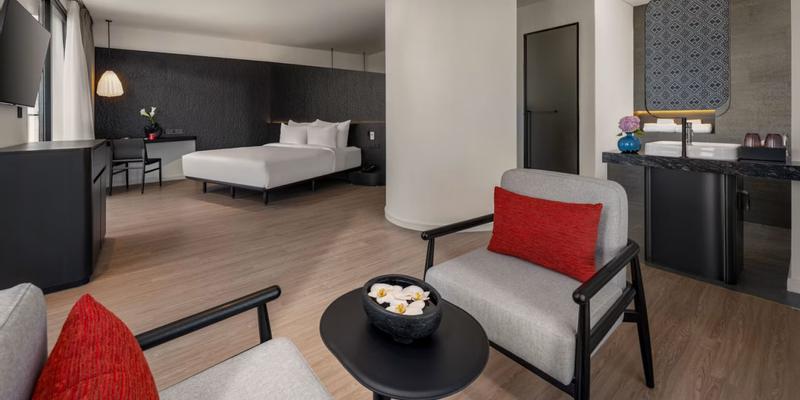 room_525ed974-5f99-4446-802f-04a6388326c5