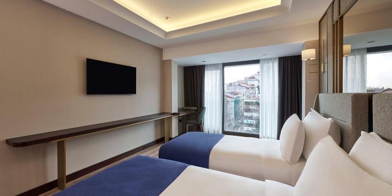 room_59cd13fe-e421-4c2d-85ae-0ef069bcb93f.jpg