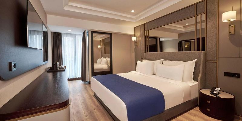 room_a05e1b2a-b2fc-4ed4-ba59-7987c87d44d5.jpg