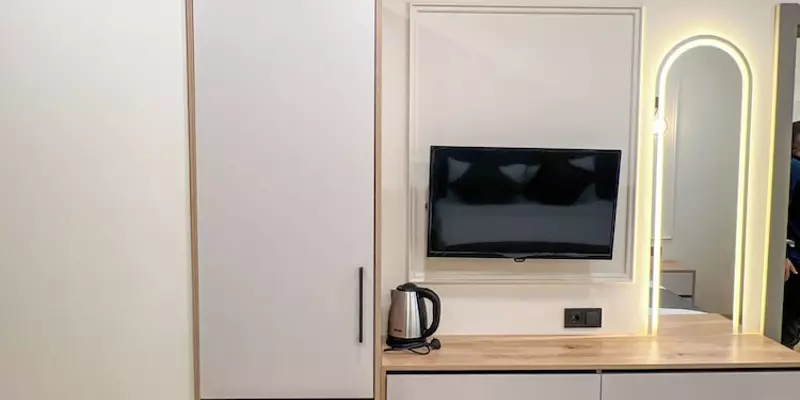 room_7ccc94a6-5cb1-418a-8caa-fe4ff53f6f69.jpg
