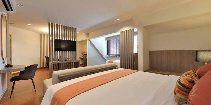 room_e53f9c14-15cc-470a-8daa-7889e9a2713d.jpg