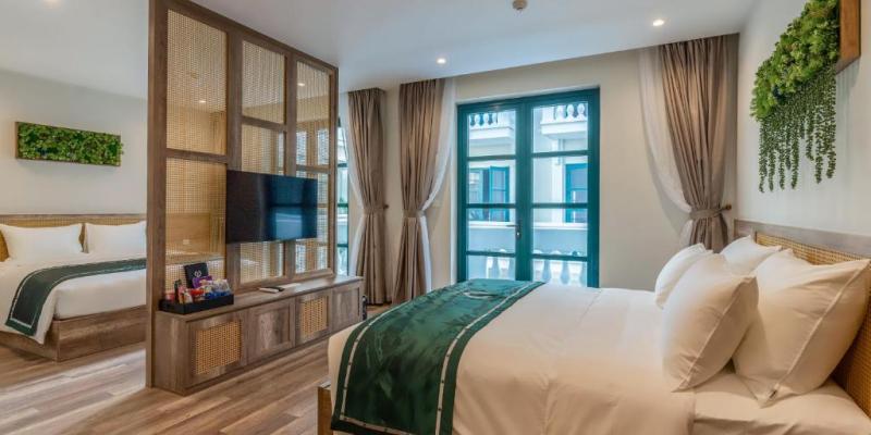 room_fb060e3a-ff01-44cf-b8a4-b5c2ea83edf0
