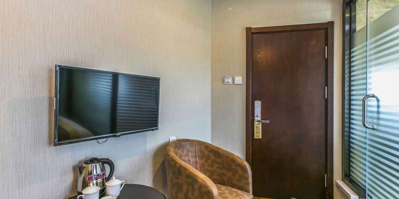 room_95b5156b-11f4-4e89-bbb1-d932a8f4a8e1.jpg