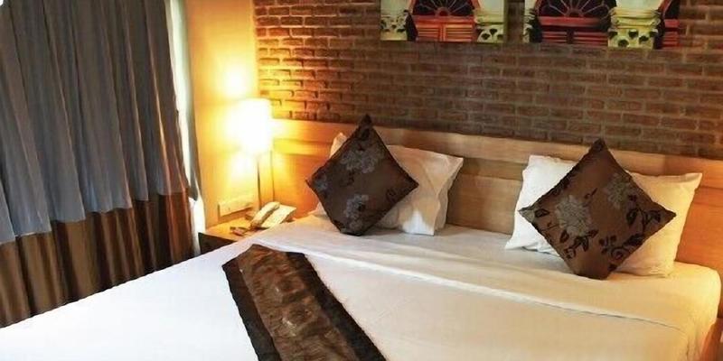 room_1e0e2da3-5f09-4a6e-87c0-c97571cf0fb0.jpg