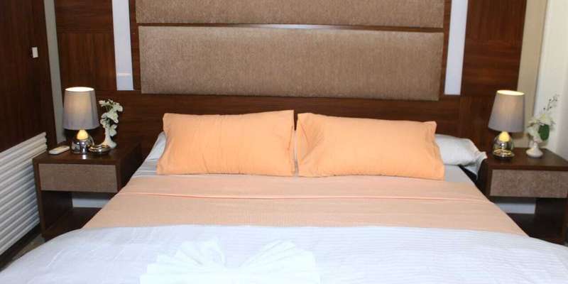 room_5ebed444-ca5c-4b56-83b8-ac88efc9a53f.jpg