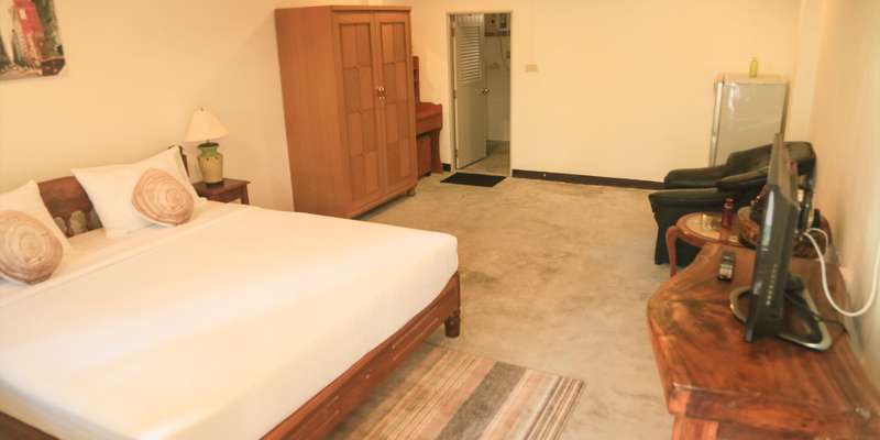 room_25e5e5fc-23c7-4bec-ad7b-1f817df856b9.jpg