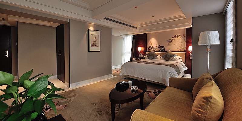 room_8de65038-0666-47f0-8a57-690594c7da54.jpg