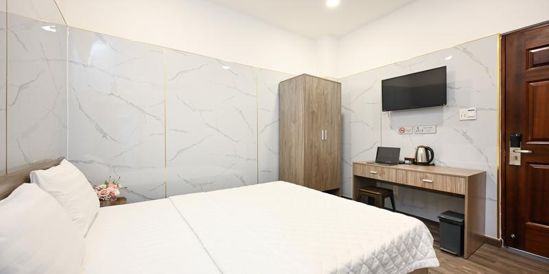 room_b5f3898b-e22e-43e0-8f3c-345aa35af0f9.jpg