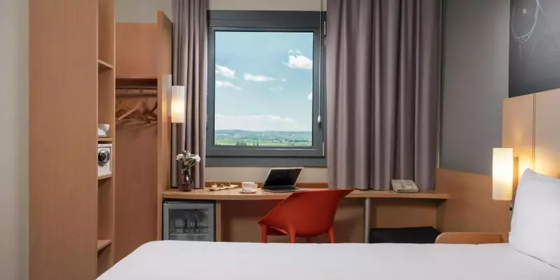 room_f1aac2a9-3607-4b4e-9205-c4b08f51de87.jpg