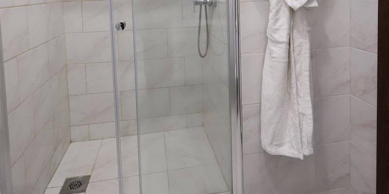 room_e758968f-9eeb-4b4c-ab30-0ac6c287c191.jpg