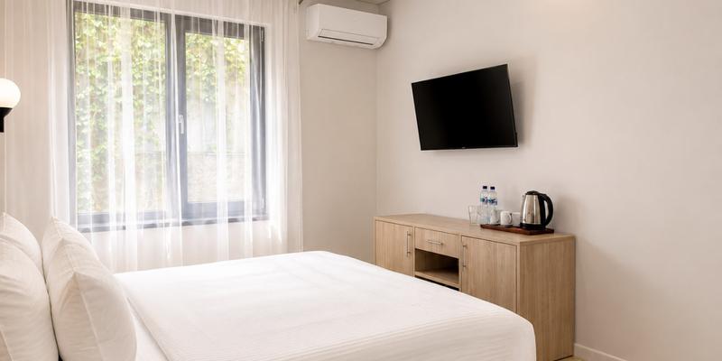 room_8bf36bc1-85b3-4455-bdab-d2ca4c46c698